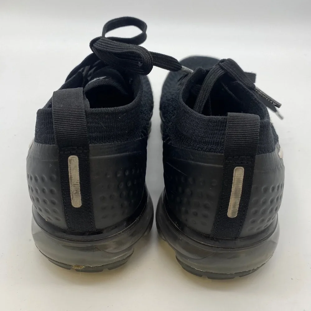 Nike Air VaporMax Flyknit 2 Mens 7 Black White Running Shoes 942842-001